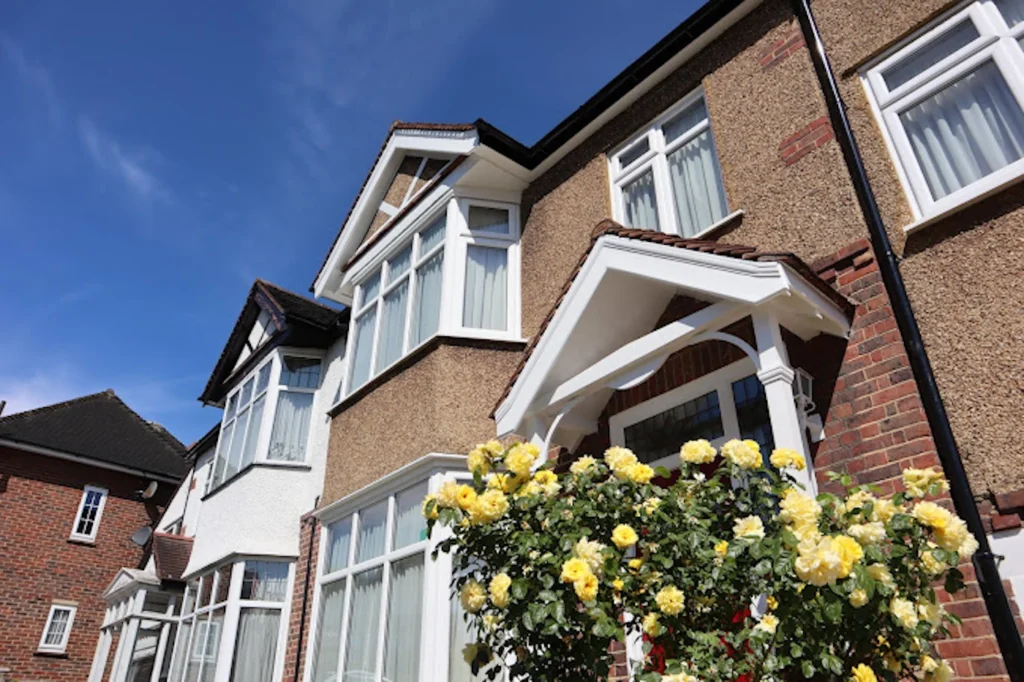 Painting Beyond the Forecast: How London Weather Shapes Exterior Decorating
